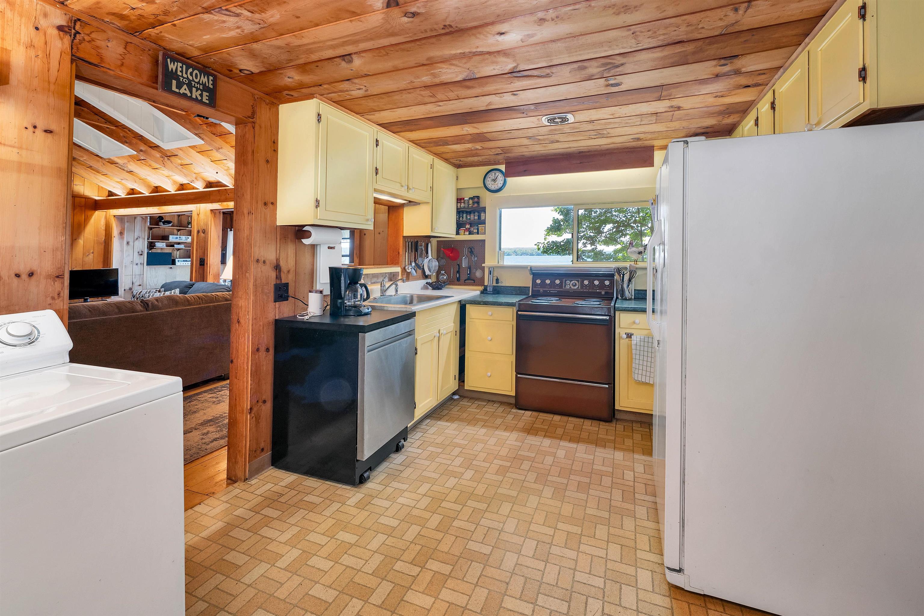 90 Bartlett Landing Road Moultonborough, NH 03254 - Photo 14 of 26