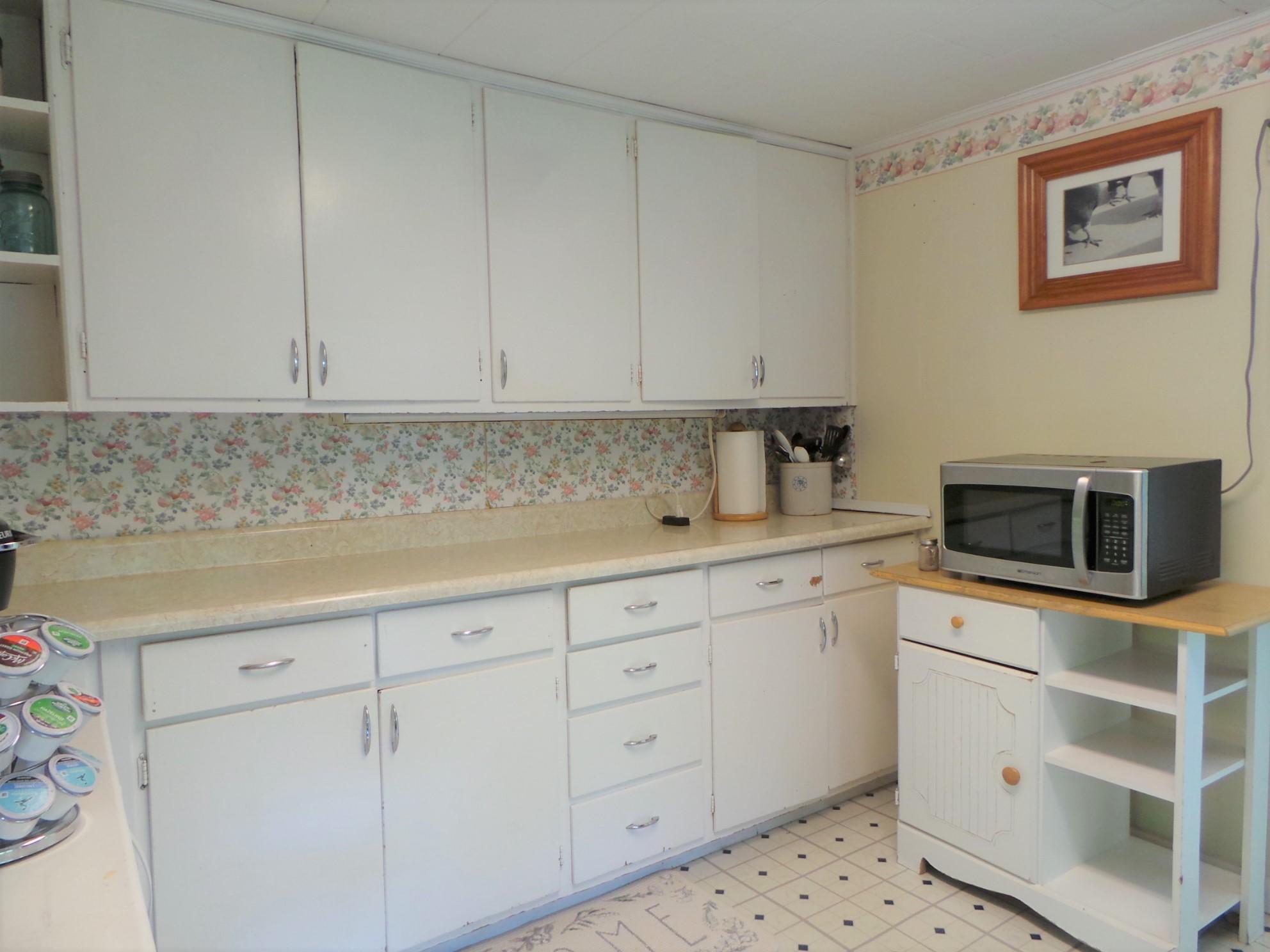 1905 Boozy Creek Road Bristol, VA 24202 - Photo 70 of 130 FARM HOUSE KITCHEN
