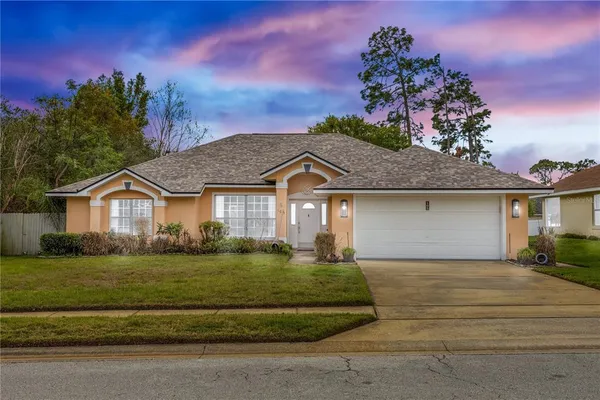 $465,000 | 105 Breezewood Drive, DeBary, FL 32713