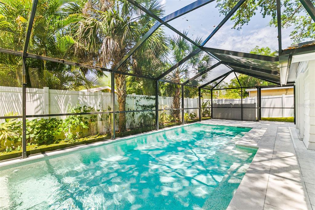 2215 Hibiscus Street Sarasota, FL 34239 - Photo 50 of 61