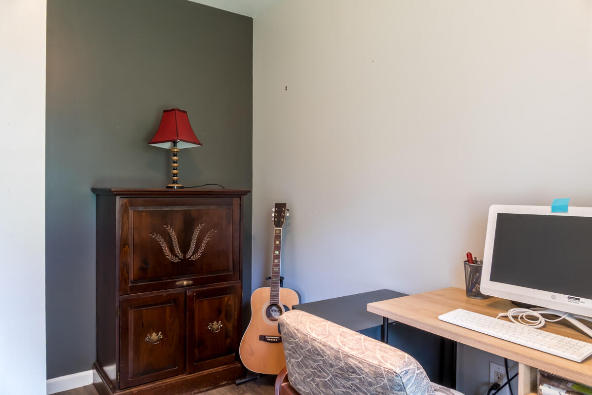 10 Radley Road Freeport, ME 04032 - Photo 33 of 44 32-Office (2 of 2)
