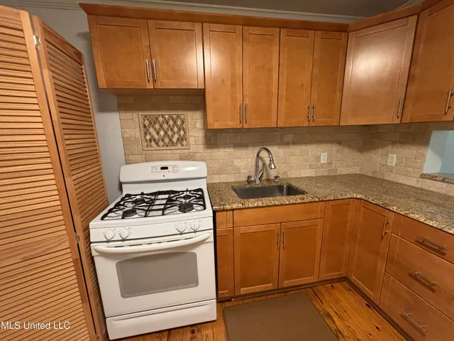 $130,000 | 265 Lamar Street, Durant, MS 39063