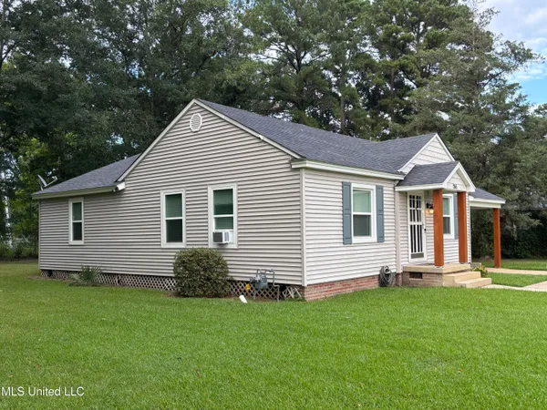 $120,000 | 265 Lamar Street, Durant, MS 39063