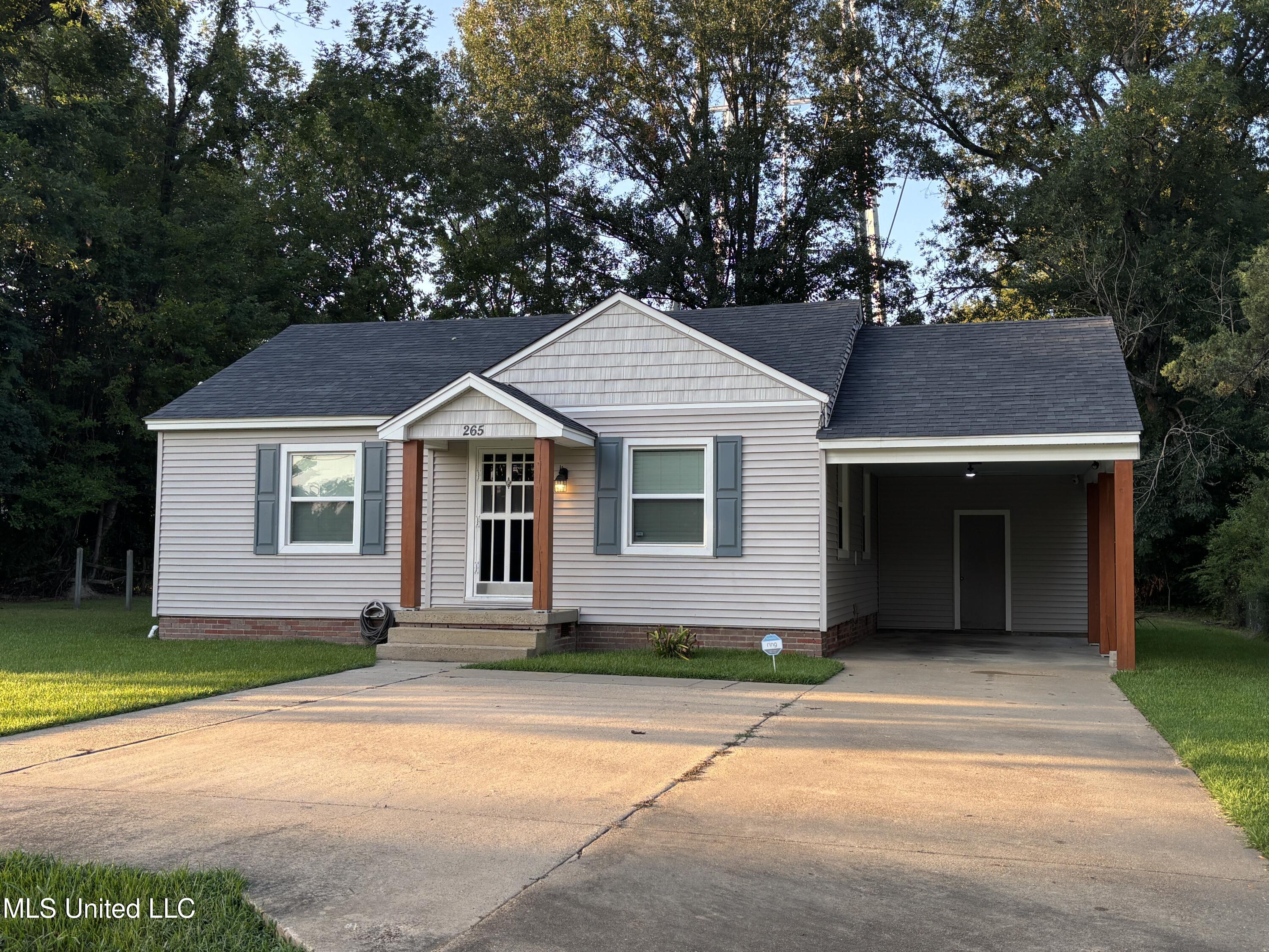 265 Lamar Street Durant, MS 39063 - Photo 5 of 41 IMG_4222