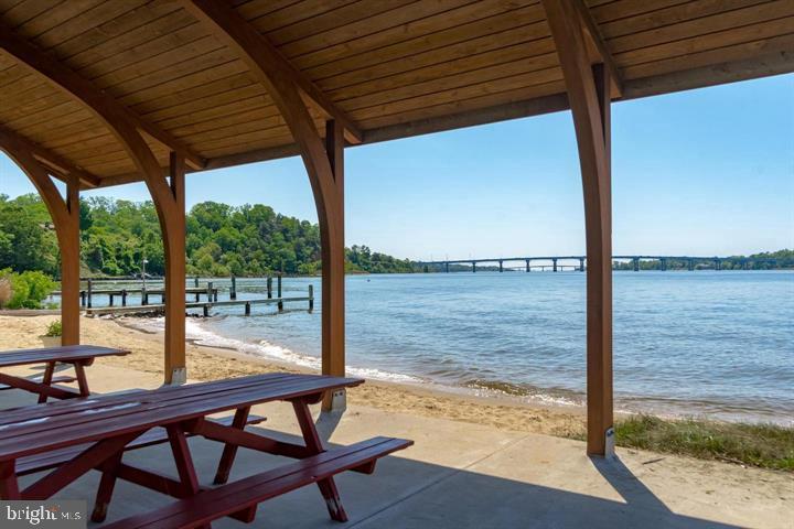 1603 Winchester Road Arnold, MD 21012 - Photo 7 of 11 Community pavilion and picnic tables