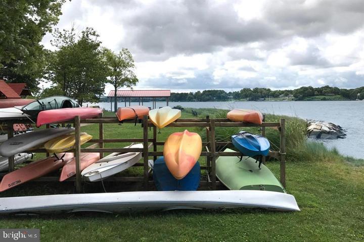 1603 Winchester Road Arnold, MD 21012 - Photo 8 of 11 Kayak and paddleboard storage