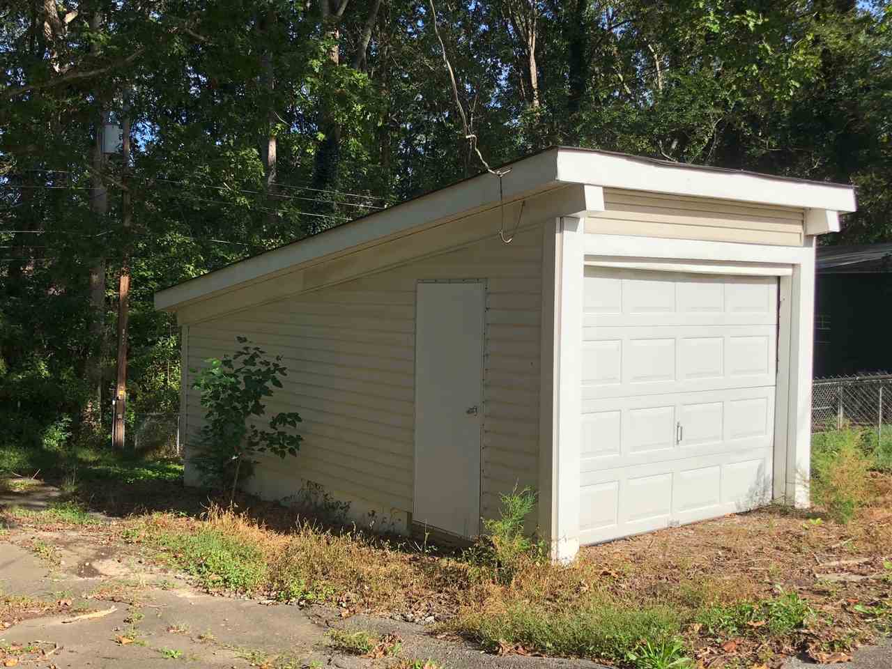 213 Redland Road Landrum, SC 29356 - Photo 3 of 19