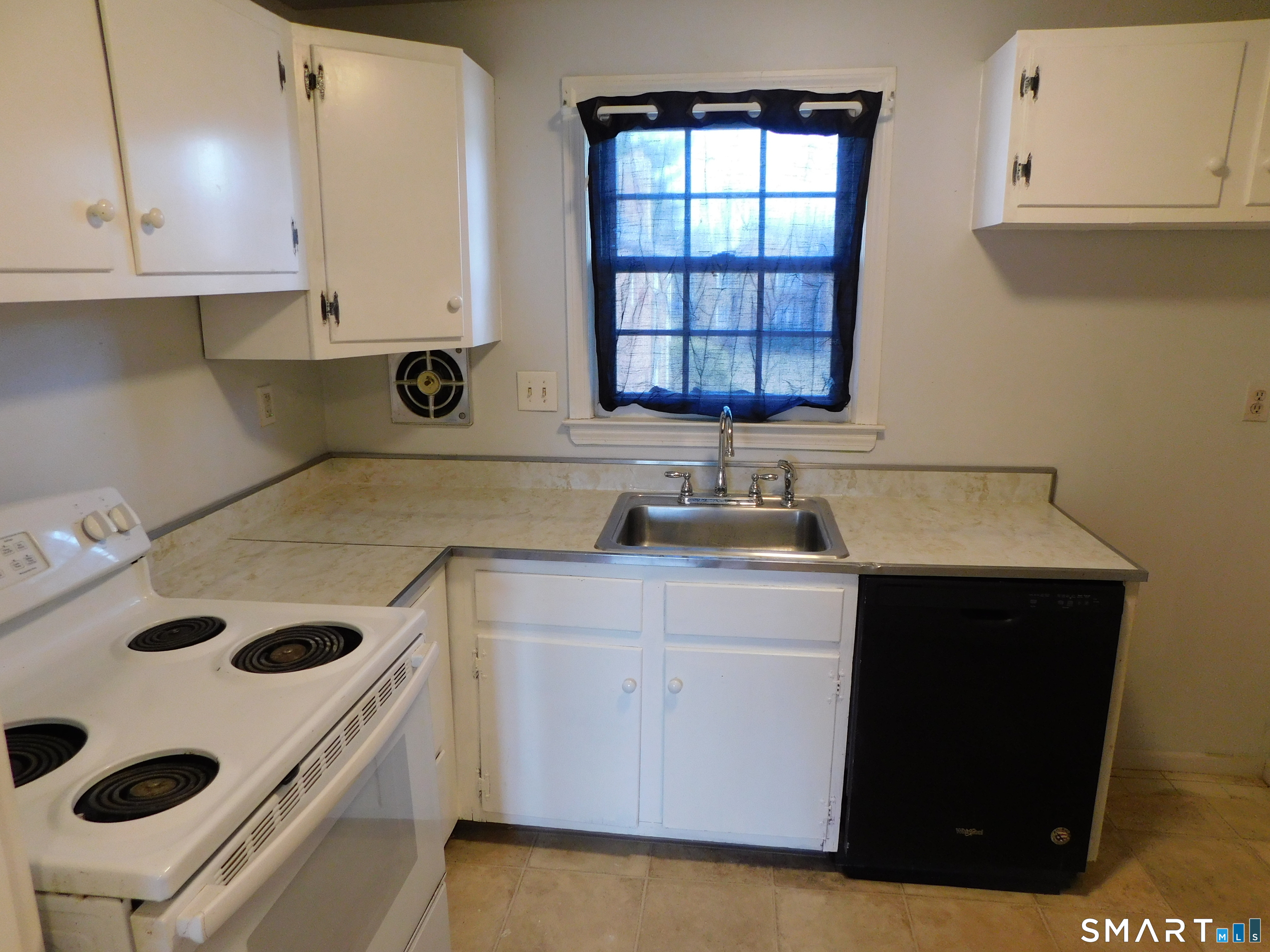 2 Brickyard Road, Unit 3C Farmington, CT 06032 - Photo 6 of 14