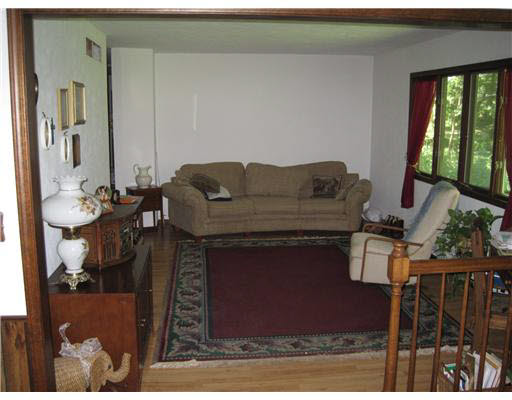 51005 Lilac Road South Bend, IN 46628 - Photo 3 of 8 Gallery Image 3