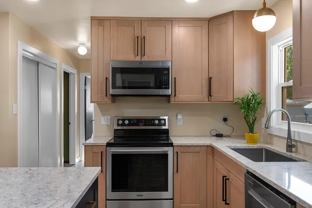 $310,000 | 1516 Center Street, Watertown, WI 53098