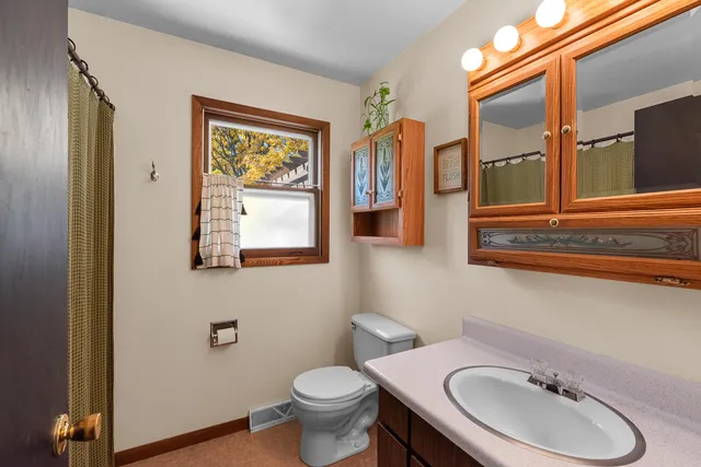 $310,000 | 1516 Center Street, Watertown, WI 53098