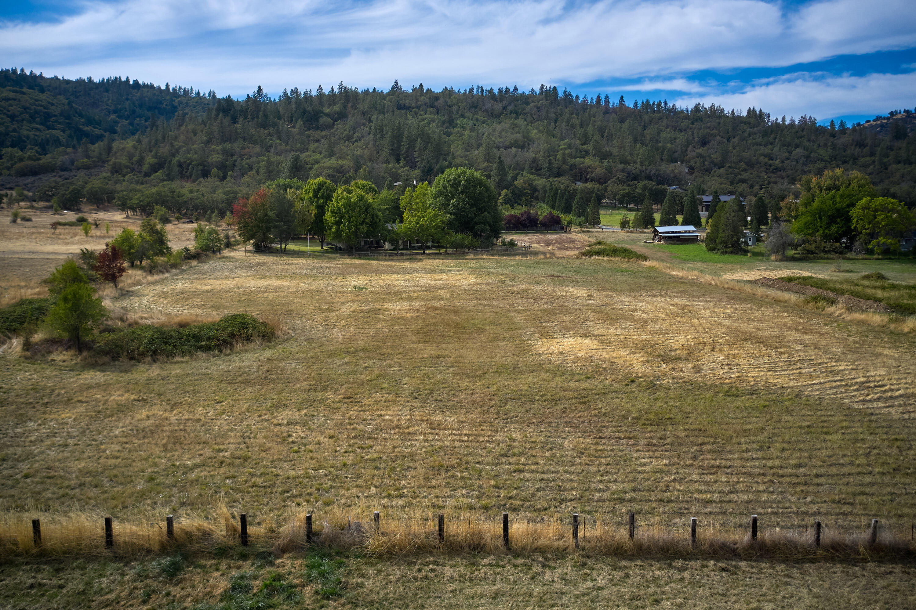 3095 Burrell Road Medford, OR 97501 - Photo 3 of 70 3095 Burrell_Medford-03