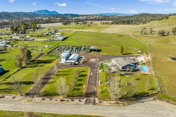 $849,900 | 17432 Sendero Way, Lower Lake, CA 95457