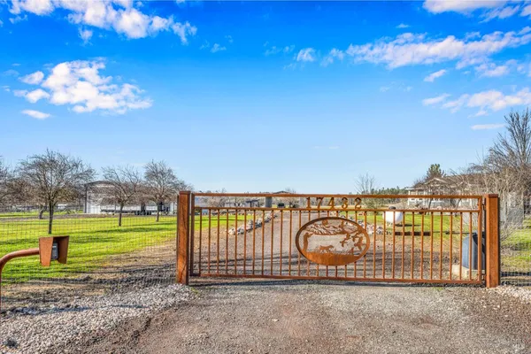 $849,900 | 17432 Sendero Way, Lower Lake, CA 95457