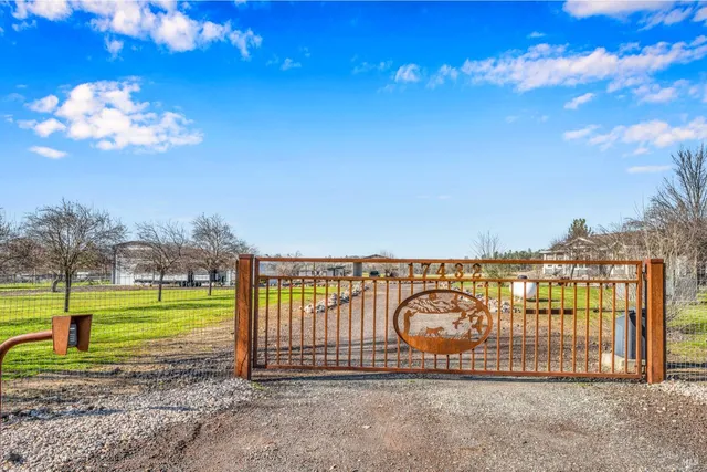$849,900 | 17432 Sendero Way, Lower Lake, CA 95457