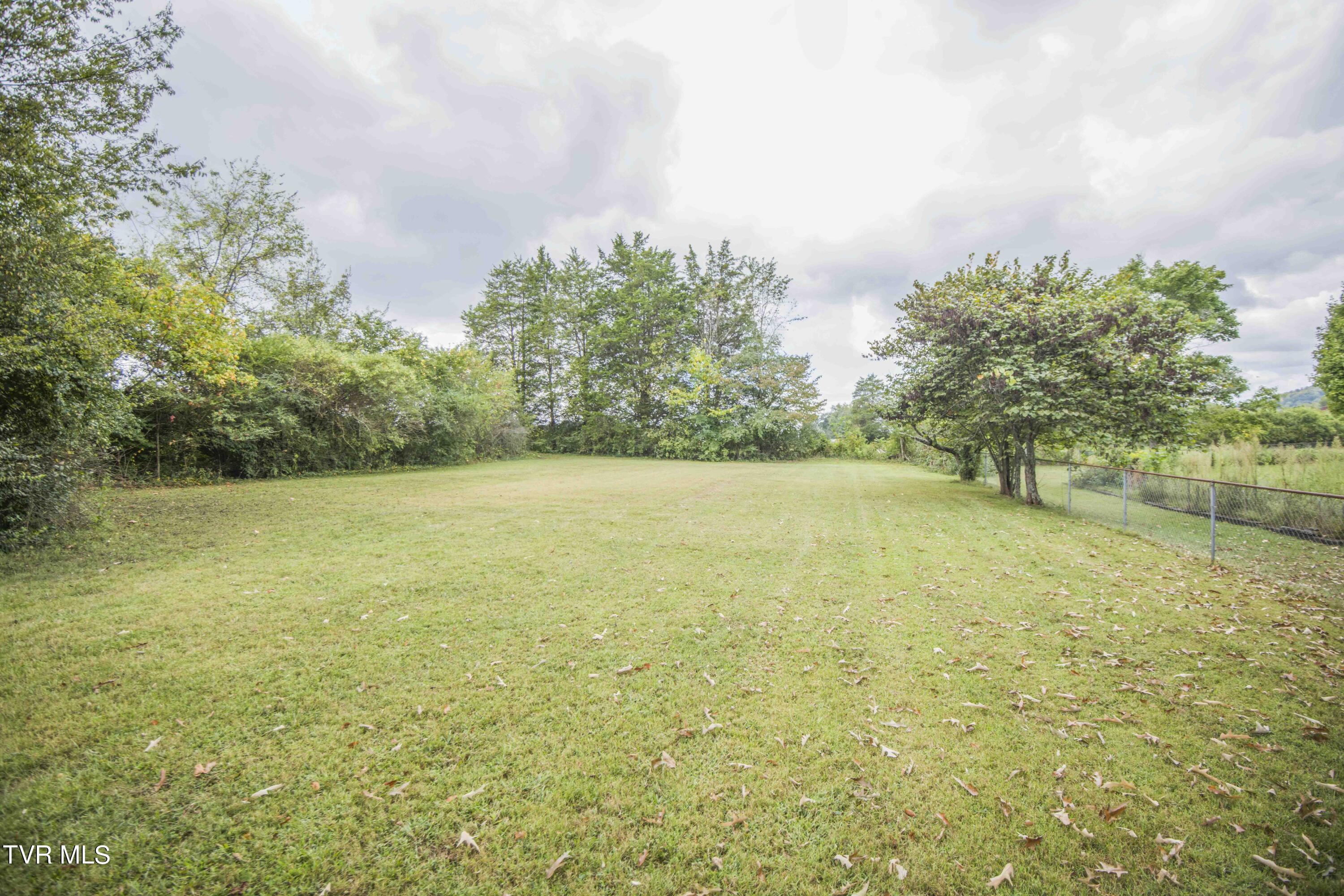 3305 Bakertown Road Knoxville, TN 37931 - Photo 19 of 33 yard 8_1