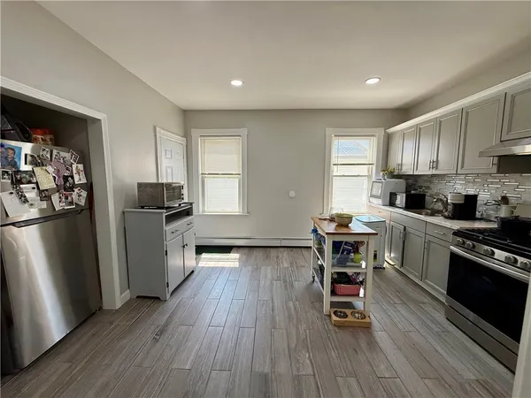 $1,800 | 57 Robin Street, Unit 1, Providence, RI 02908