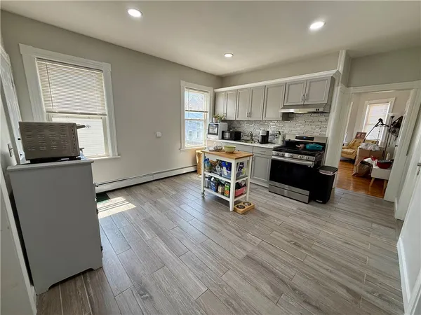 $1,800 | 57 Robin Street, Unit 1, Providence, RI 02908