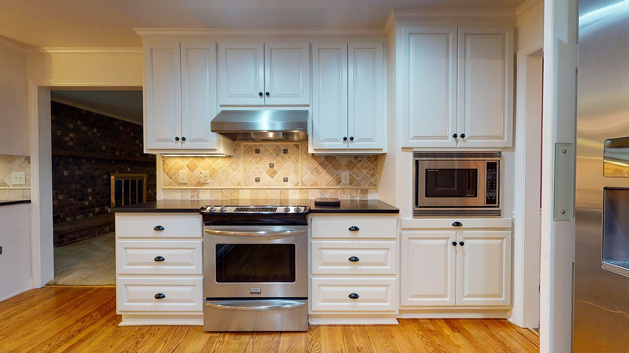 2827 McDowell Road Durham, NC 27705 - Photo 7 of 30 Updated Kitchen