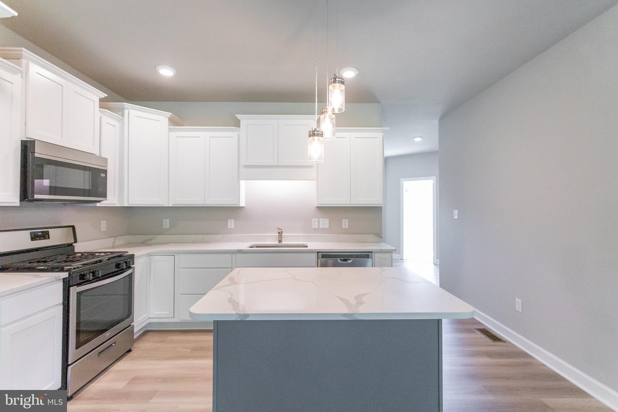 209 Kinneman Road, Unit 27 Abbottstown, PA 17301 - Photo 33 of 35 All photos are of a similar model