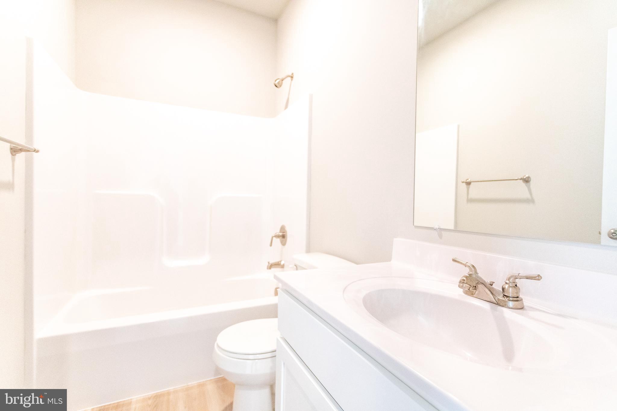 209 Kinneman Road, Unit 27 Abbottstown, PA 17301 - Photo 10 of 35 All photos are of a similar model
