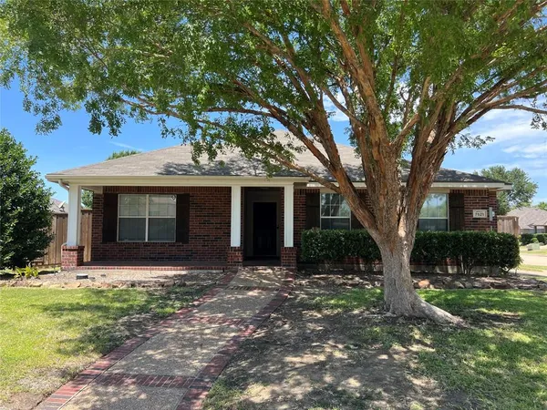 $2,150 | 7521 Danridge Road, Rowlett, TX 75089