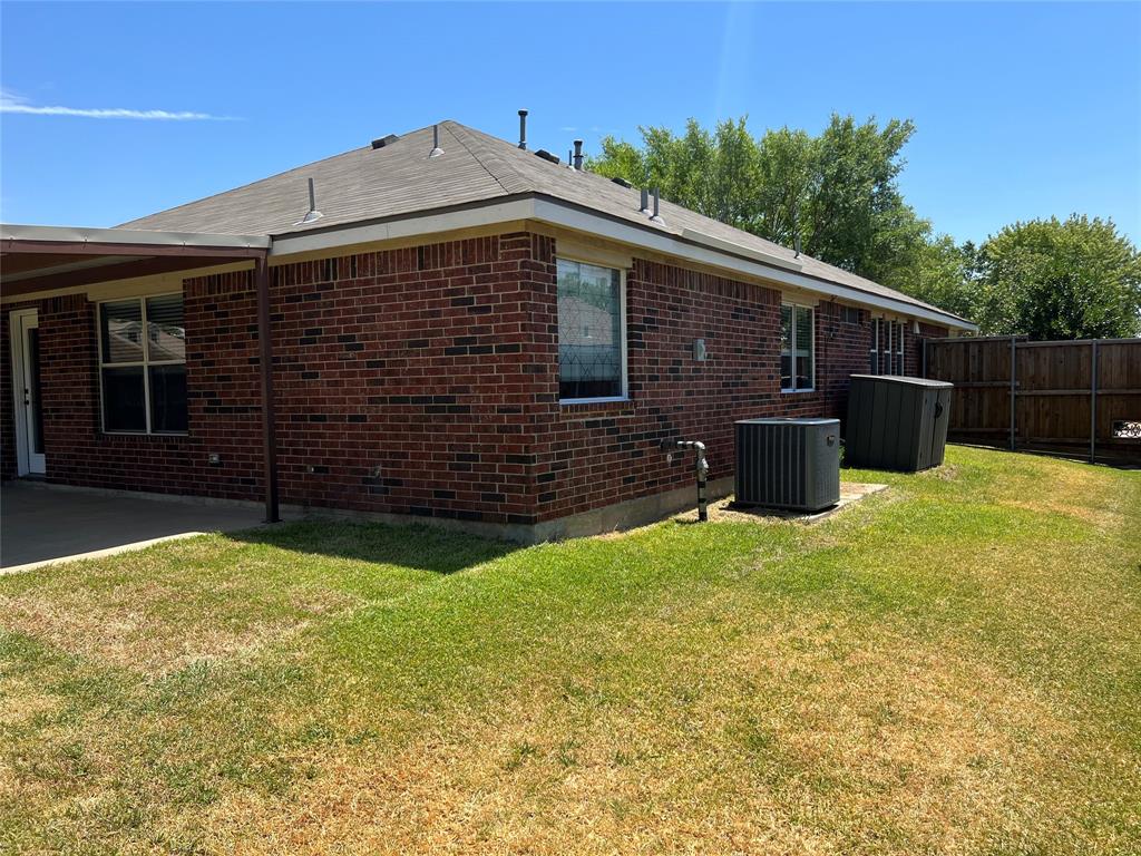 7521 Danridge Road Rowlett, TX 75089 - Photo 18 of 21