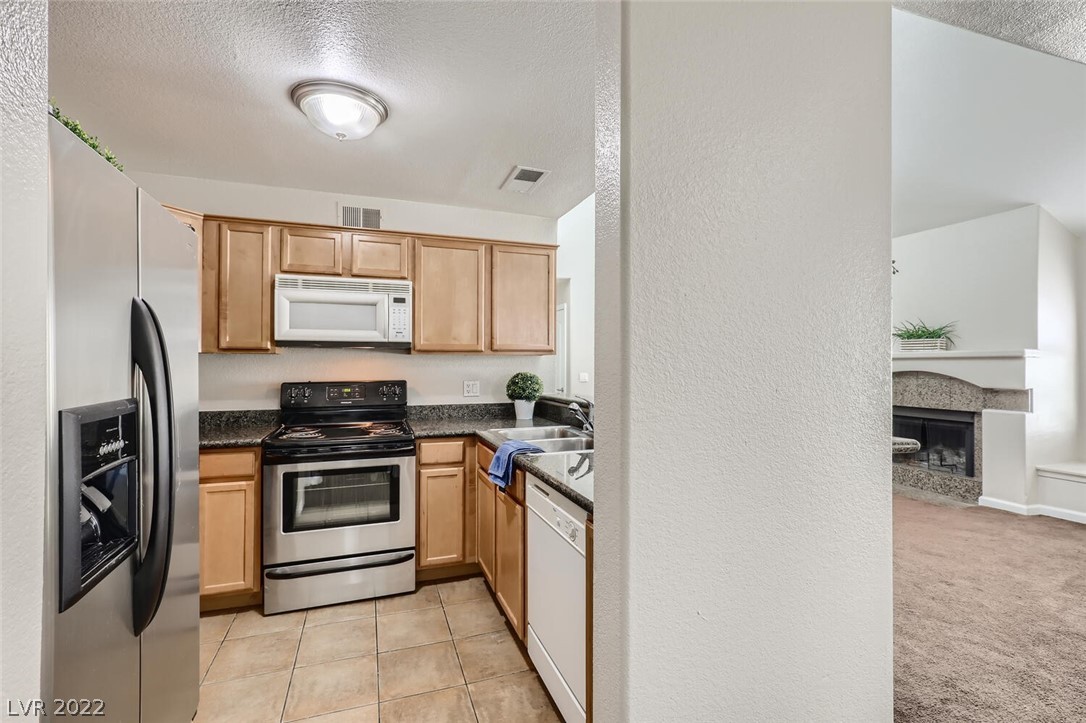 3145 East Flamingo Road, Unit 2068 Las Vegas, NV 89121 - Photo 3 of 23