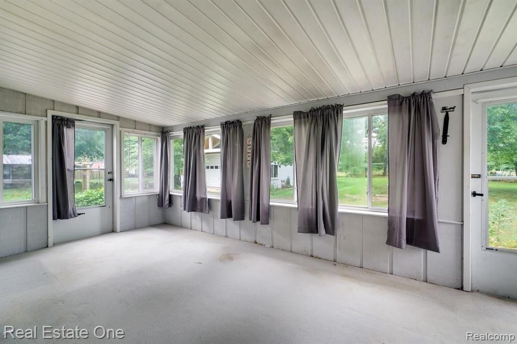 14660 Hoeft Road Belleville, MI 48111 - Photo 7 of 25