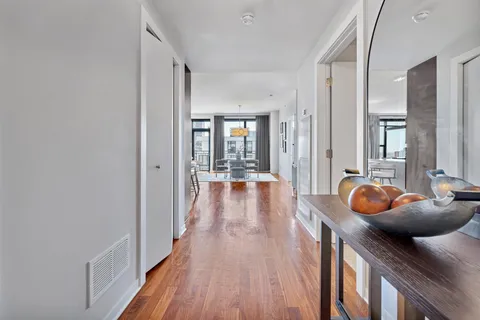 $950,000 | 740 Portland Avenue, Unit 1614, Minneapolis, MN 55415