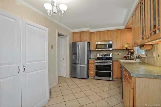 $815,000 | 469 Rosedale Avenue, White Plains, NY 10605