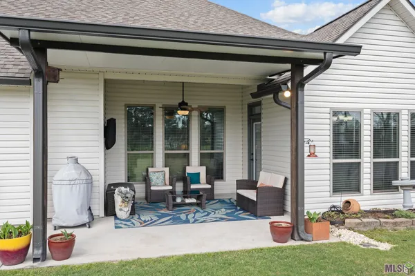 $335,000 | 37226 Meador Ln. Lane, Geismar, LA 70734