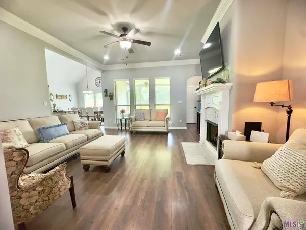 $335,000 | 37226 Meador Ln. Lane, Geismar, LA 70734