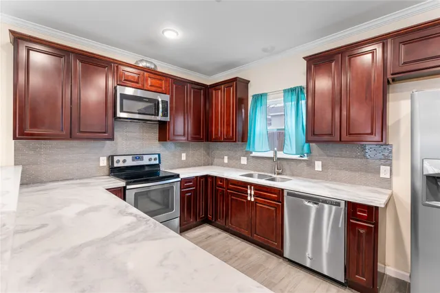 $1,595 | 16922 Glenheath Street, Montgomery, TX 77316