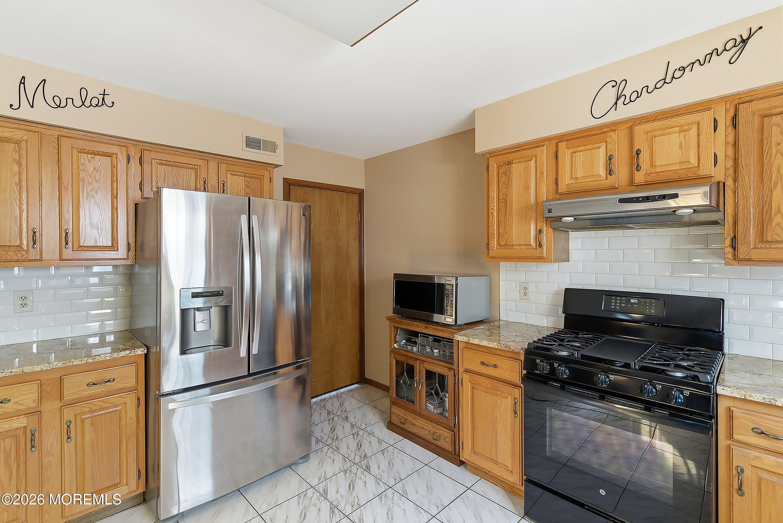 702 Radcliffe Road Lanoka Harbor, NJ 08734 - Photo 10 of 47 13-Kitchen 1C