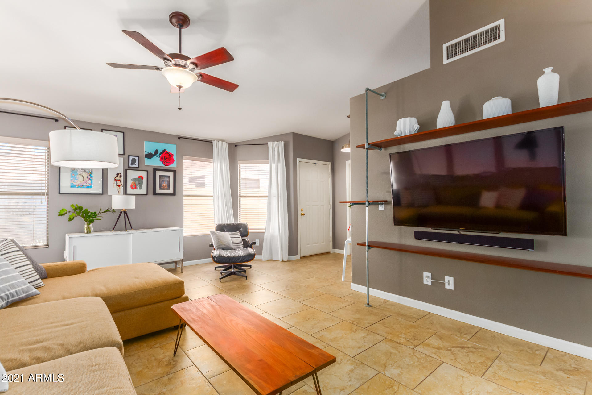 4702 East Mossman Road Phoenix, AZ 85050 - Photo 7 of 22 0004-Mossman 4