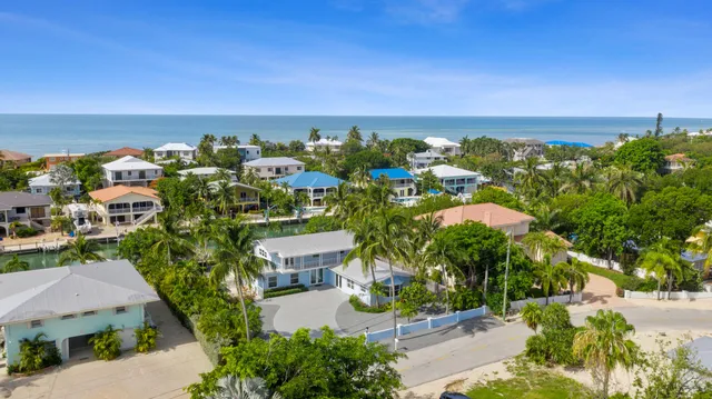 $2,900,000 | 1100 Indies Drive South, Marathon, FL 33050