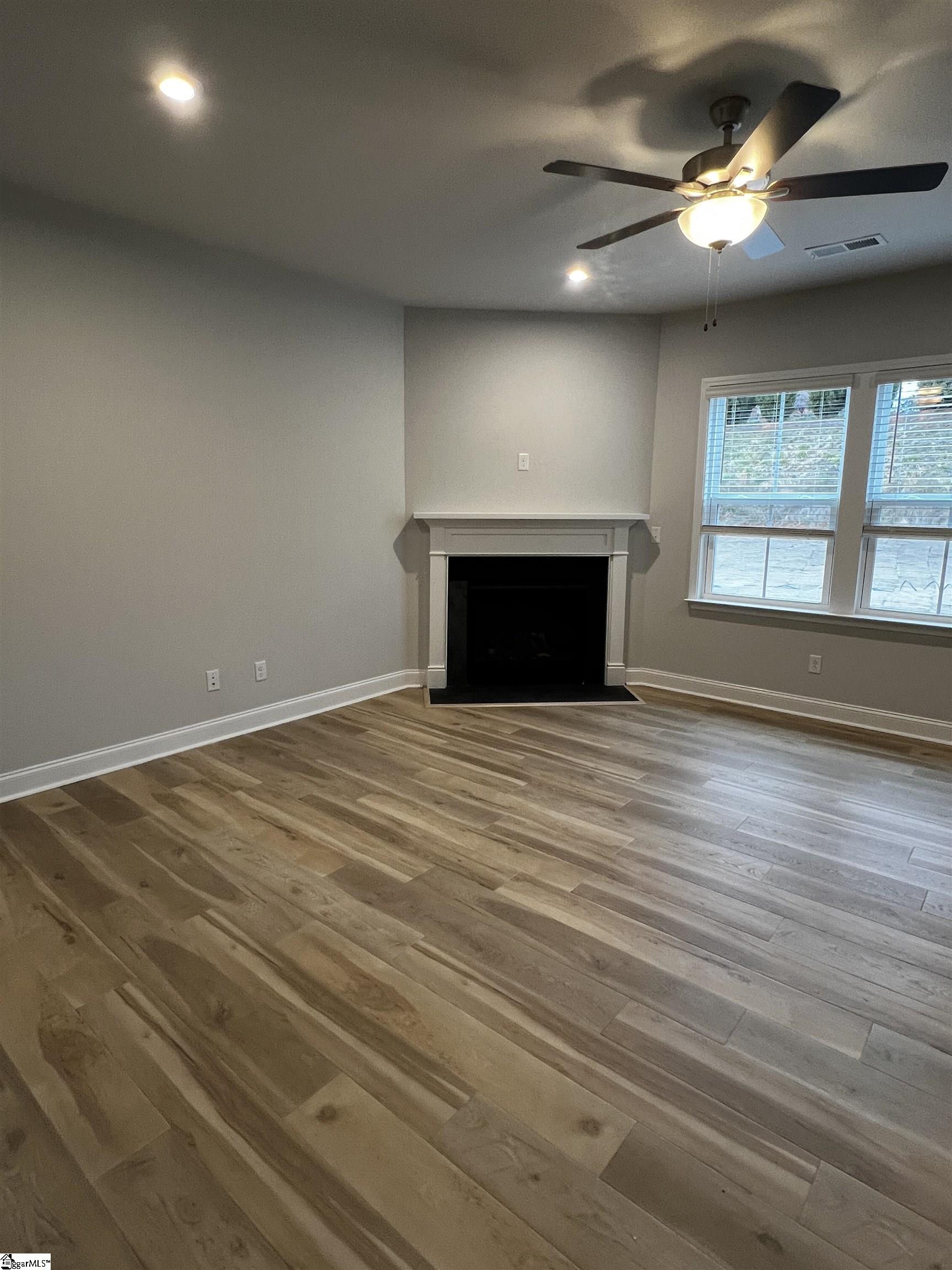 103 Indigo Pk Place Easley, SC 29642 - Photo 4 of 14