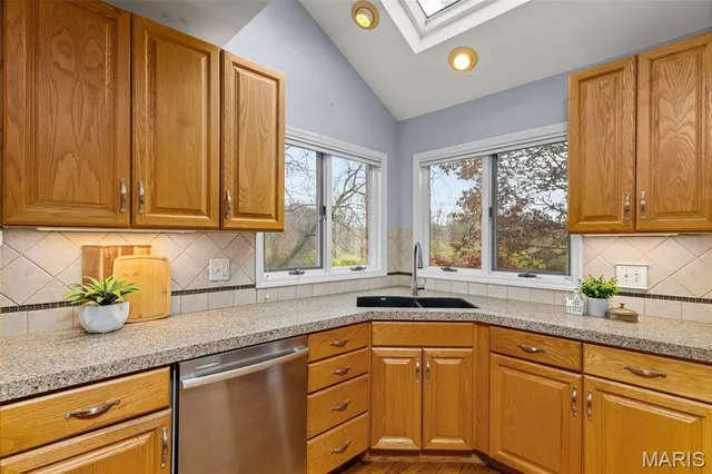 $549,900 | 14806 Woodroyal Court, Chesterfield, MO 63017