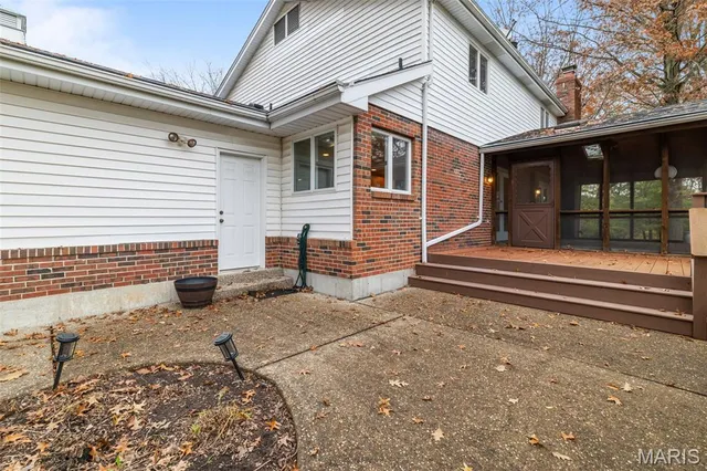 $549,900 | 14806 Woodroyal Court, Chesterfield, MO 63017