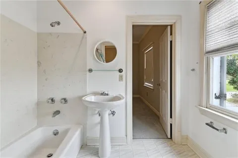 $479,900 | 33 Hermitage Drive, Marrero, LA 70072