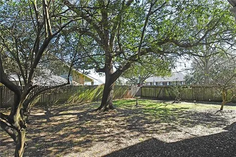 $464,900 | 33 Hermitage Drive, Marrero, LA 70072