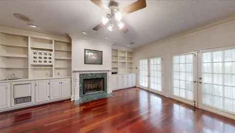 $479,900 | 33 Hermitage Drive, Marrero, LA 70072