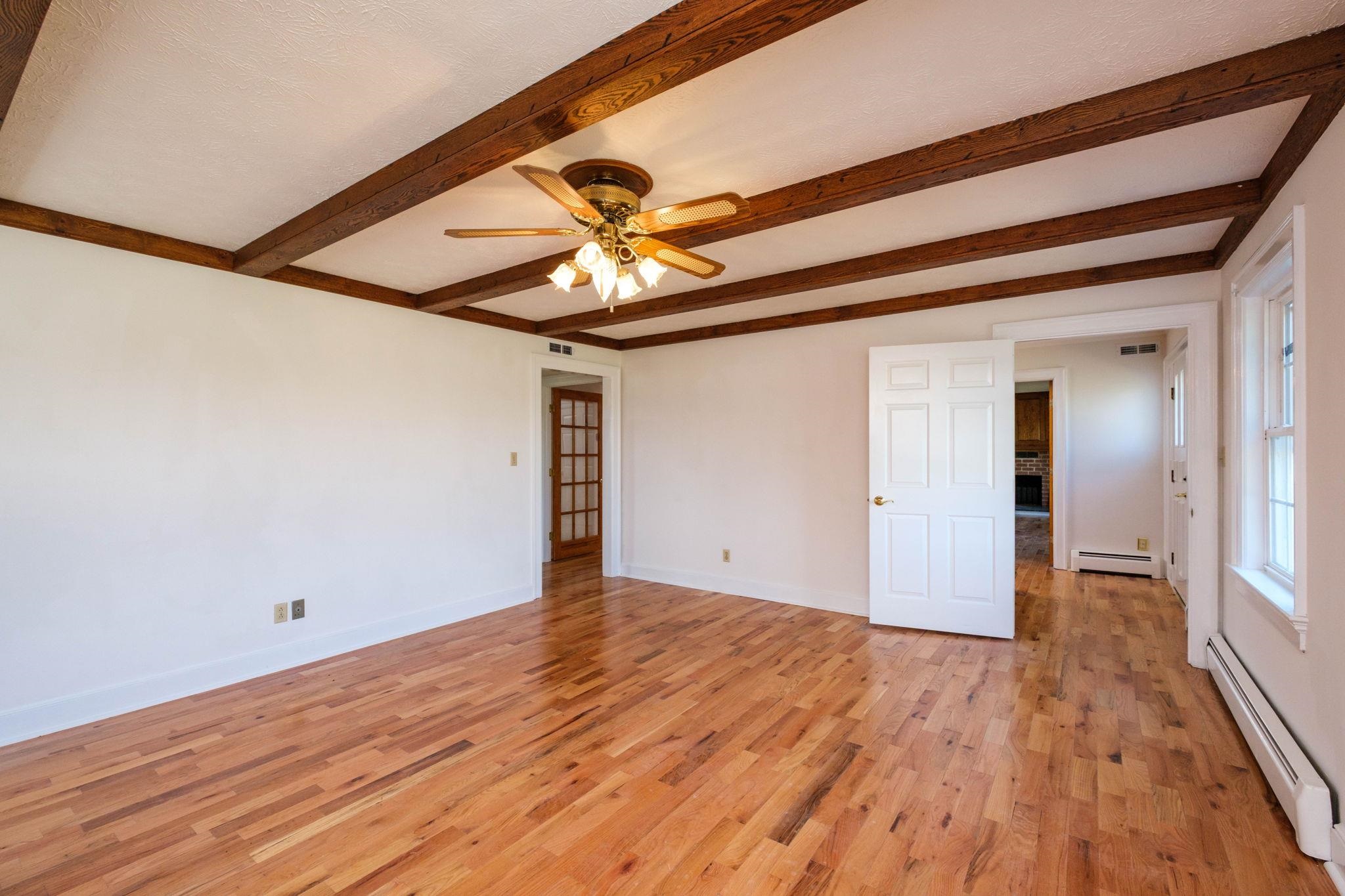1370 Middlebrook Road Staunton, VA 24401 - Photo 12 of 58