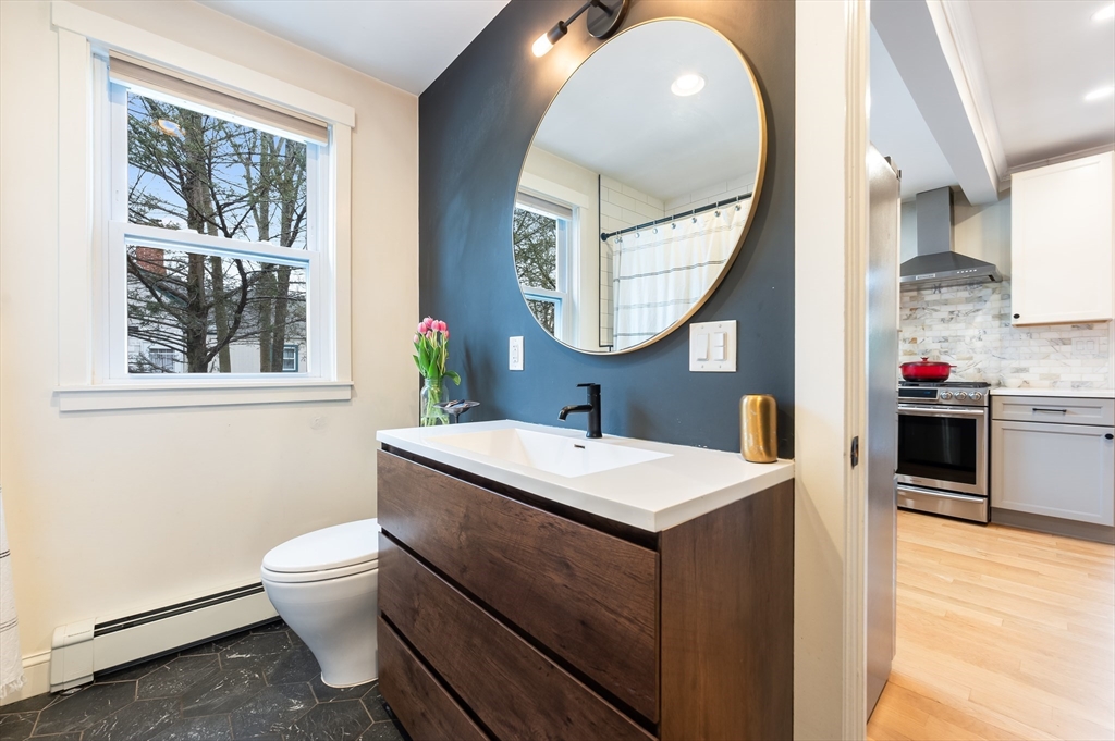 8 Horton Street Saugus, MA 01906 - Photo 19 of 41
