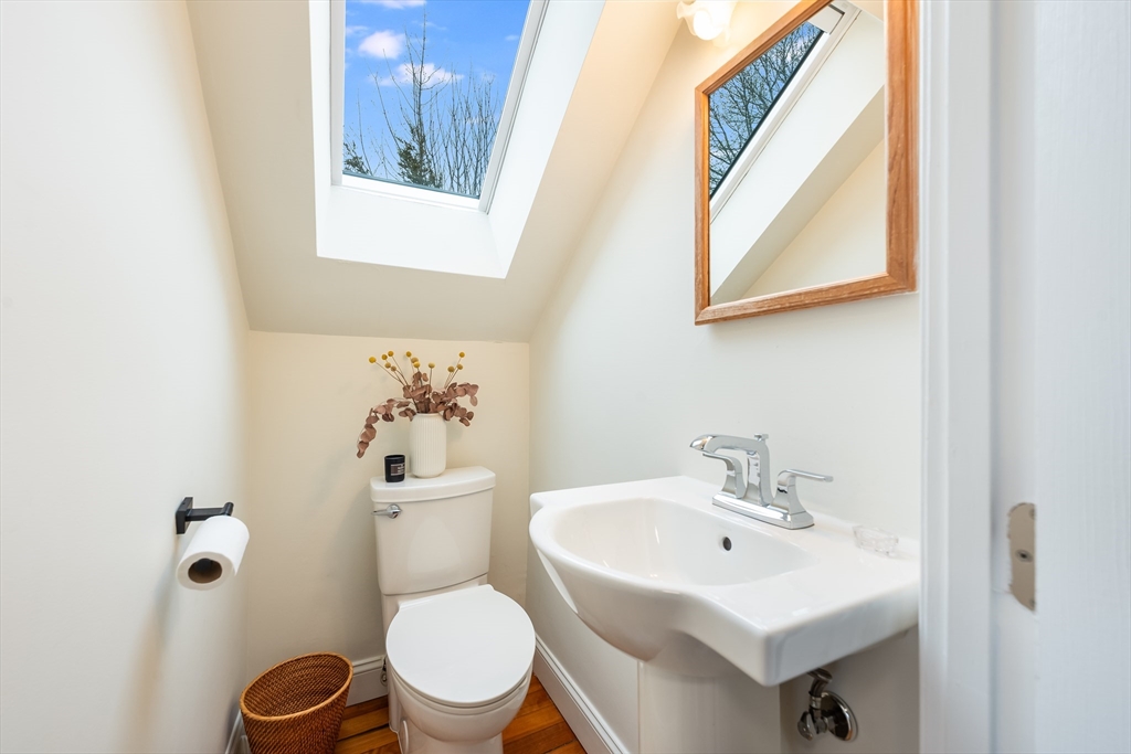 8 Horton Street Saugus, MA 01906 - Photo 26 of 41