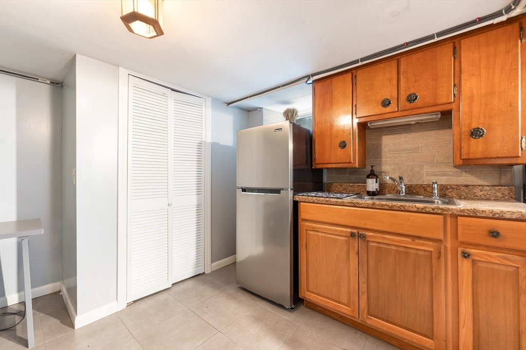 8 Horton Street Saugus, MA 01906 - Photo 30 of 41