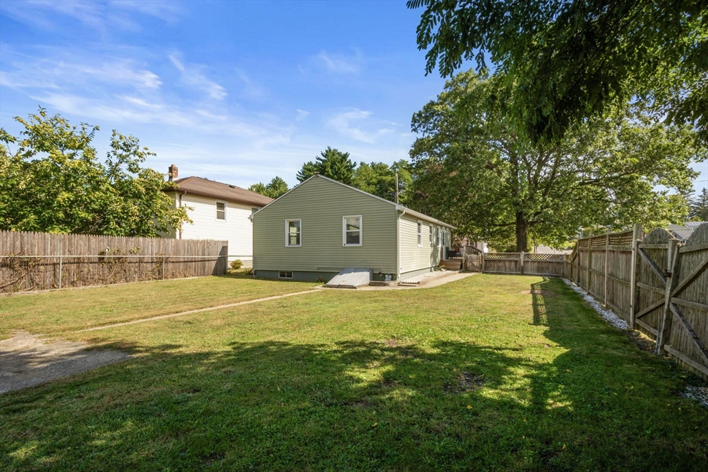 130 Mazarin Street Springfield, MA 01151 - Photo 27 of 36 Gallery Image 27