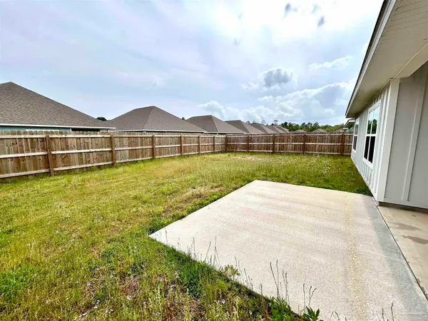 $2,300 | 5796 Danbury Boulevard, Pace, FL 32571