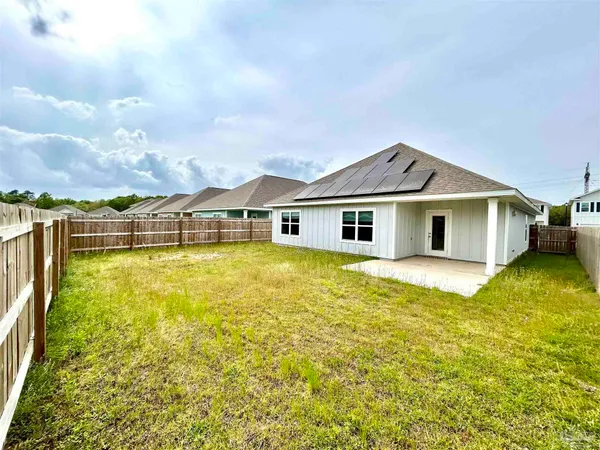 $2,300 | 5796 Danbury Boulevard, Pace, FL 32571